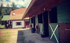 Monteoro Horse Village